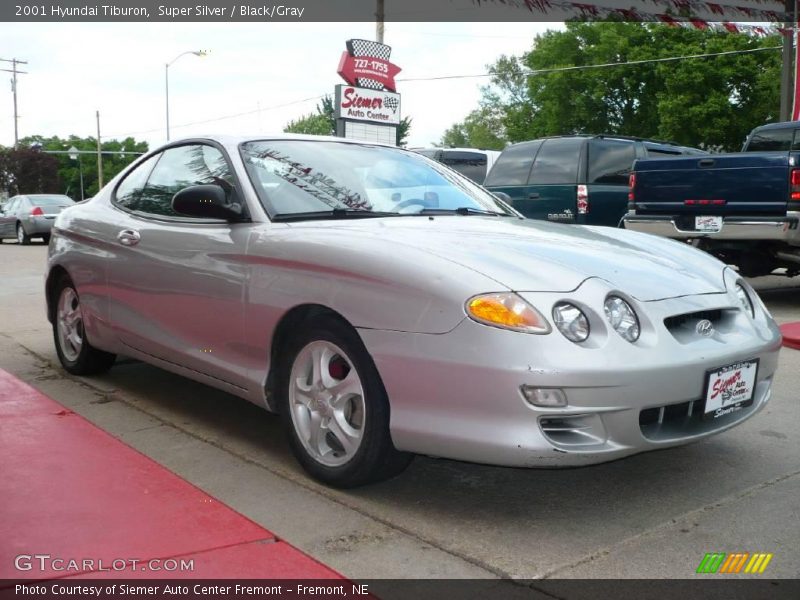 Super Silver / Black/Gray 2001 Hyundai Tiburon