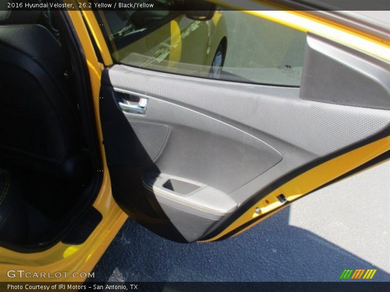 26.2 Yellow / Black/Yellow 2016 Hyundai Veloster
