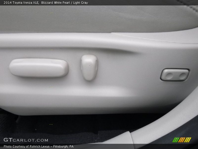Blizzard White Pearl / Light Gray 2014 Toyota Venza XLE