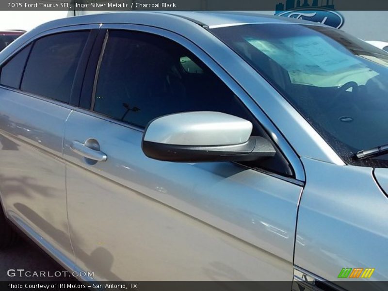 Ingot Silver Metallic / Charcoal Black 2015 Ford Taurus SEL