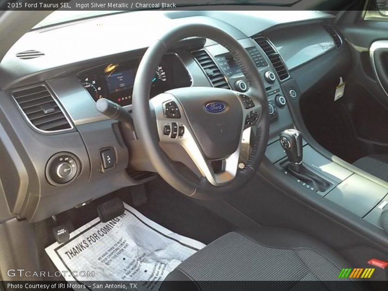 Ingot Silver Metallic / Charcoal Black 2015 Ford Taurus SEL