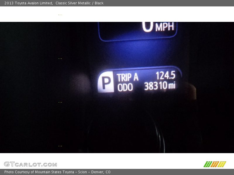 Classic Silver Metallic / Black 2013 Toyota Avalon Limited