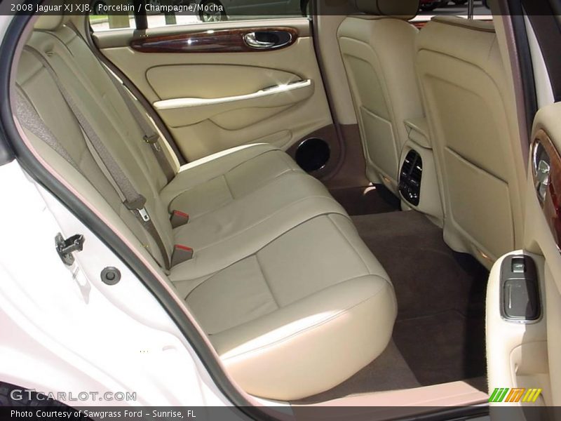 Porcelain / Champagne/Mocha 2008 Jaguar XJ XJ8
