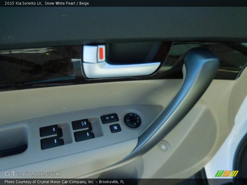 Snow White Pearl / Beige 2015 Kia Sorento LX