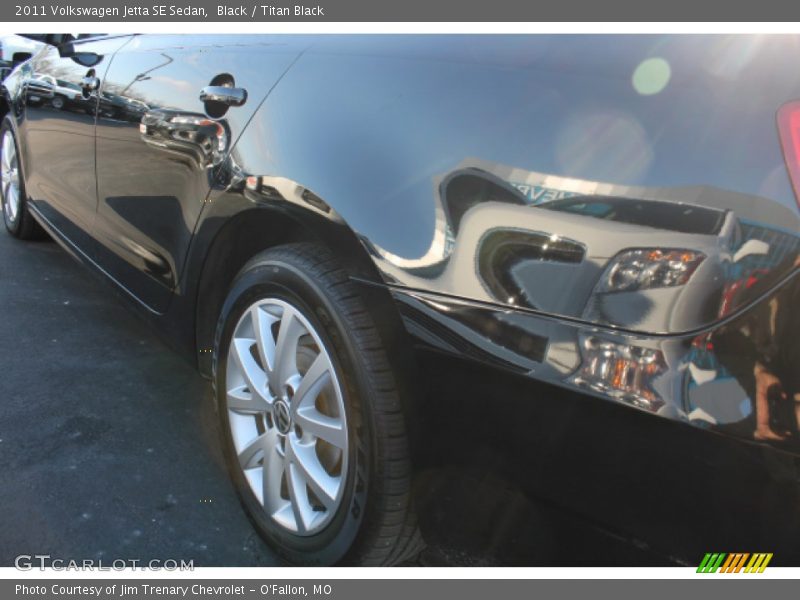 Black / Titan Black 2011 Volkswagen Jetta SE Sedan