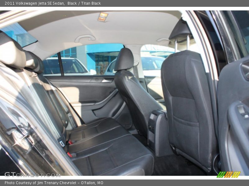 Black / Titan Black 2011 Volkswagen Jetta SE Sedan