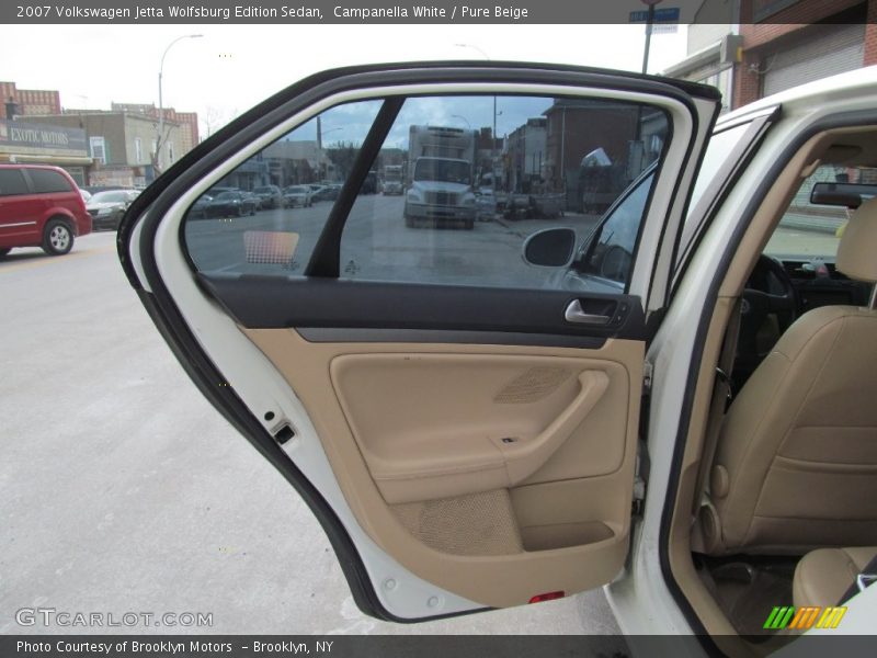 Campanella White / Pure Beige 2007 Volkswagen Jetta Wolfsburg Edition Sedan