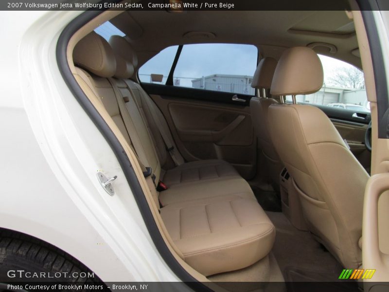 Campanella White / Pure Beige 2007 Volkswagen Jetta Wolfsburg Edition Sedan
