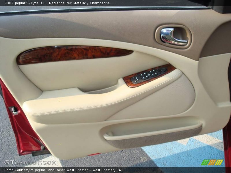 Radiance Red Metallic / Champagne 2007 Jaguar S-Type 3.0