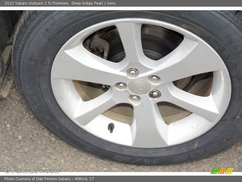 Deep Indigo Pearl / Ivory 2013 Subaru Outback 2.5i Premium