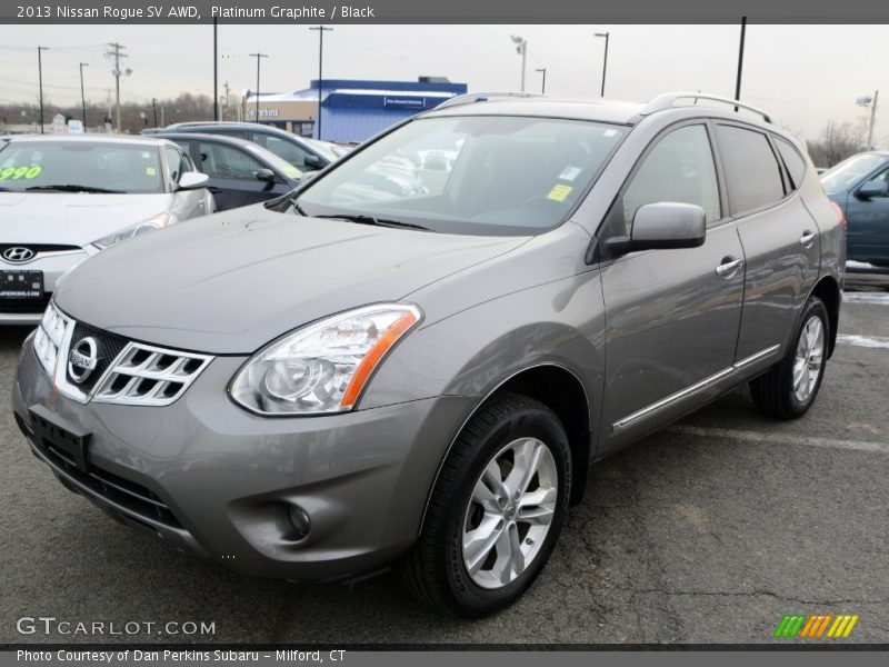 Front 3/4 View of 2013 Rogue SV AWD