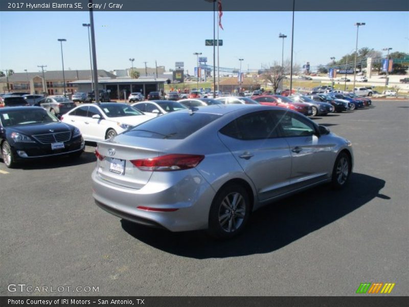 Gray / Gray 2017 Hyundai Elantra SE