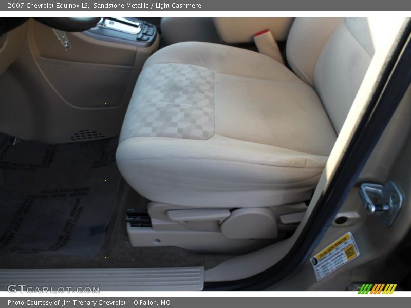 Sandstone Metallic / Light Cashmere 2007 Chevrolet Equinox LS