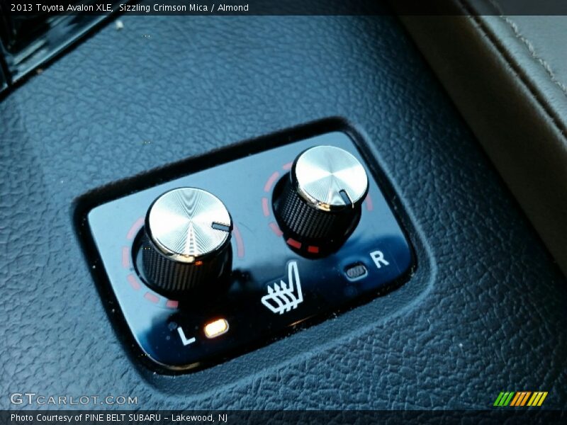 Sizzling Crimson Mica / Almond 2013 Toyota Avalon XLE