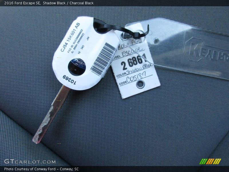 Shadow Black / Charcoal Black 2016 Ford Escape SE
