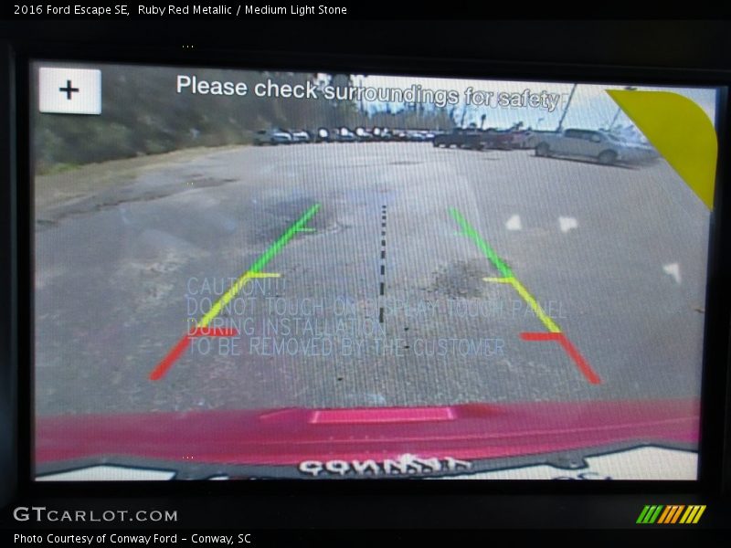 Ruby Red Metallic / Medium Light Stone 2016 Ford Escape SE