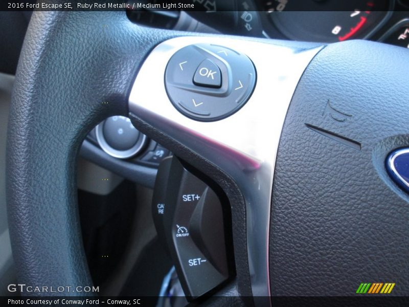 Ruby Red Metallic / Medium Light Stone 2016 Ford Escape SE