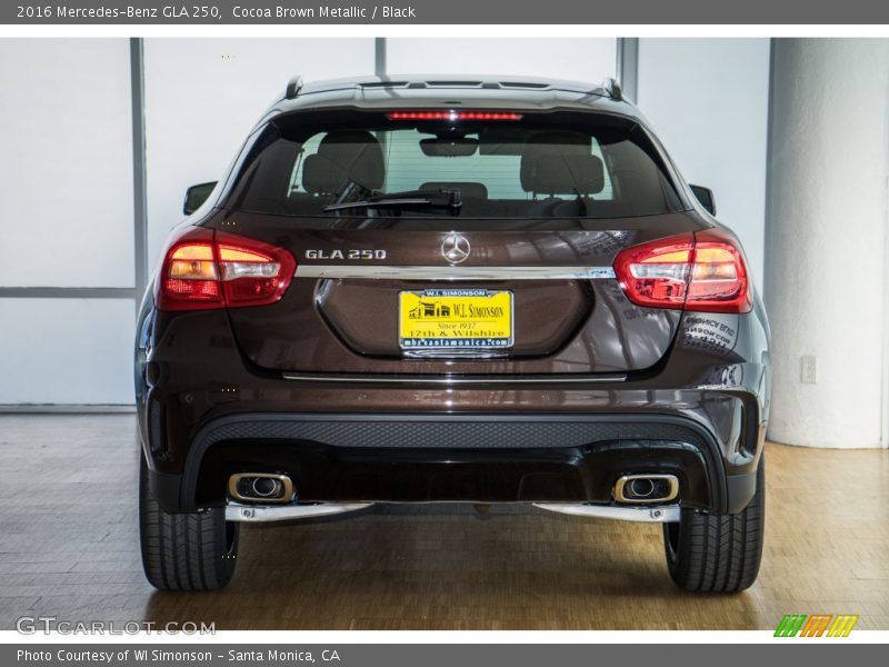 Cocoa Brown Metallic / Black 2016 Mercedes-Benz GLA 250