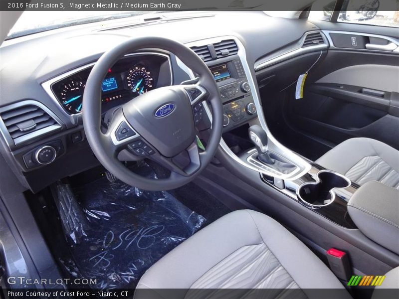 Magnetic Metallic / Medium Earth Gray 2016 Ford Fusion S