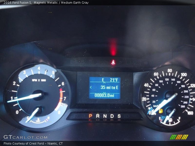 Magnetic Metallic / Medium Earth Gray 2016 Ford Fusion S