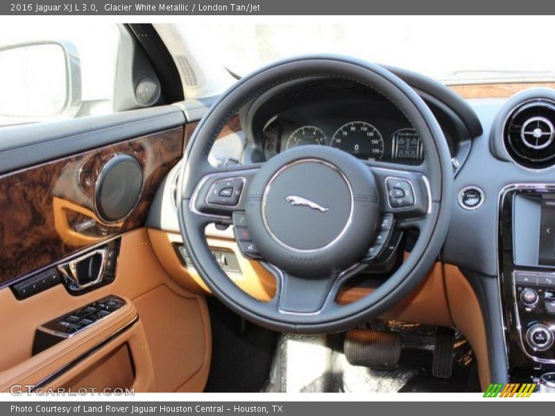 Glacier White Metallic / London Tan/Jet 2016 Jaguar XJ L 3.0