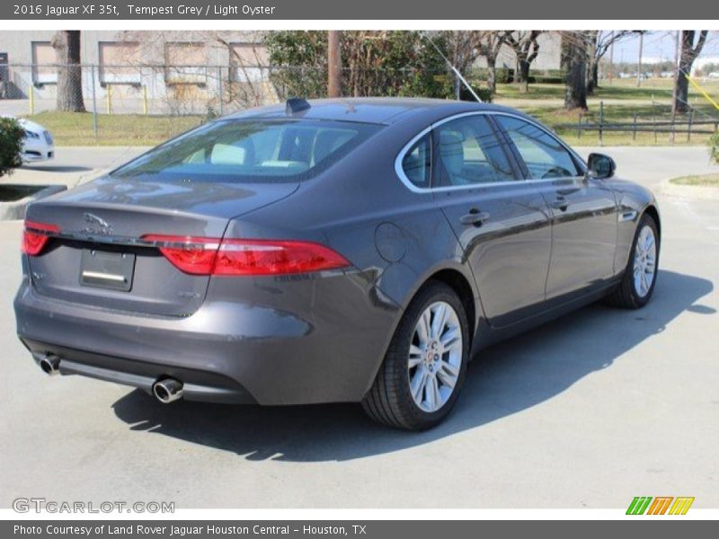 Tempest Grey / Light Oyster 2016 Jaguar XF 35t