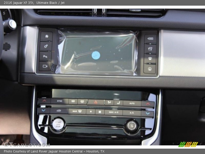 Ultimate Black / Jet 2016 Jaguar XF 35t