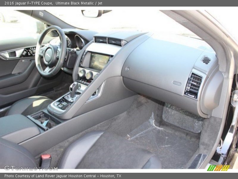 Ultimate Black Metallic / Jet 2016 Jaguar F-TYPE Coupe