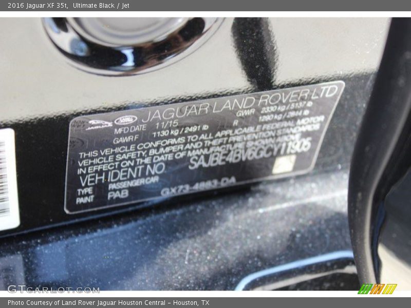 Ultimate Black / Jet 2016 Jaguar XF 35t