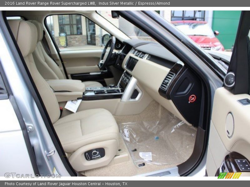 Indus Silver Metallic / Espresso/Almond 2016 Land Rover Range Rover Supercharged LWB