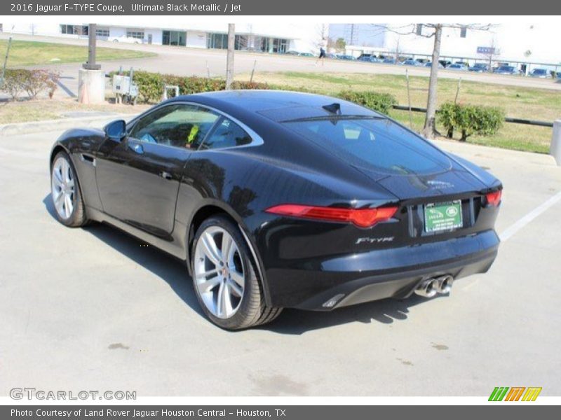 Ultimate Black Metallic / Jet 2016 Jaguar F-TYPE Coupe