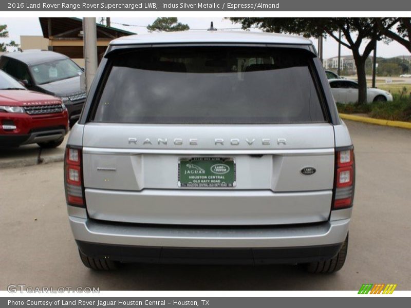 Indus Silver Metallic / Espresso/Almond 2016 Land Rover Range Rover Supercharged LWB