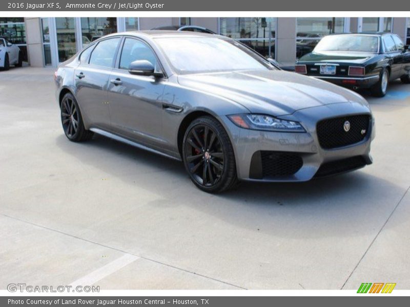 Ammonite Grey / Jet/Light Oyster 2016 Jaguar XF S