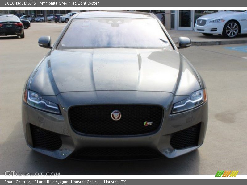 Ammonite Grey / Jet/Light Oyster 2016 Jaguar XF S