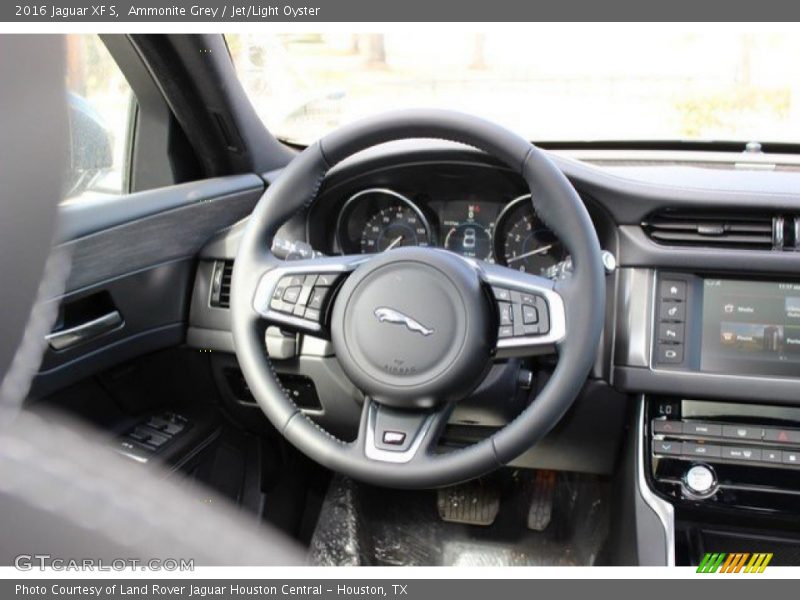 Ammonite Grey / Jet/Light Oyster 2016 Jaguar XF S
