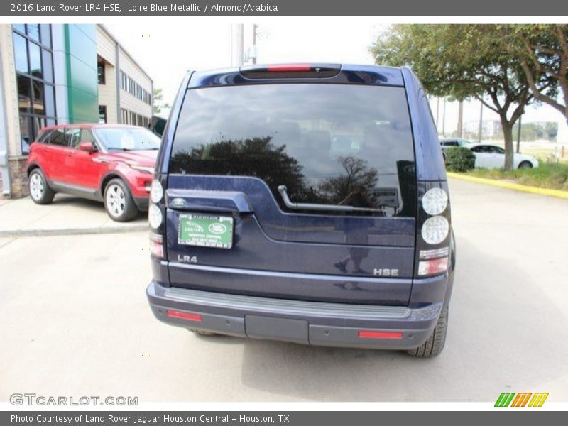 Loire Blue Metallic / Almond/Arabica 2016 Land Rover LR4 HSE
