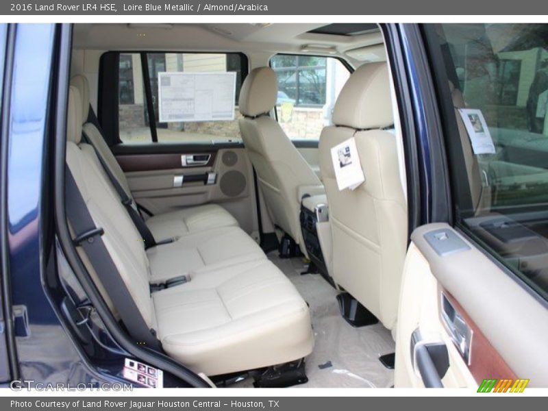 Loire Blue Metallic / Almond/Arabica 2016 Land Rover LR4 HSE
