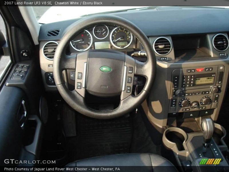 Chawton White / Ebony Black 2007 Land Rover LR3 V8 SE