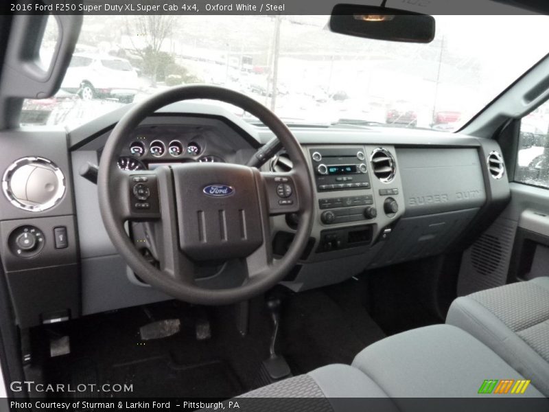 Oxford White / Steel 2016 Ford F250 Super Duty XL Super Cab 4x4