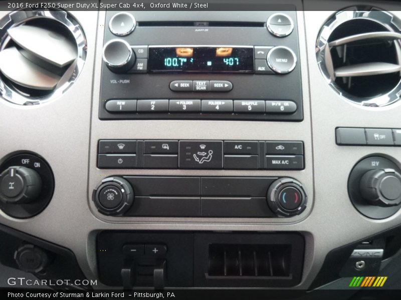 Oxford White / Steel 2016 Ford F250 Super Duty XL Super Cab 4x4