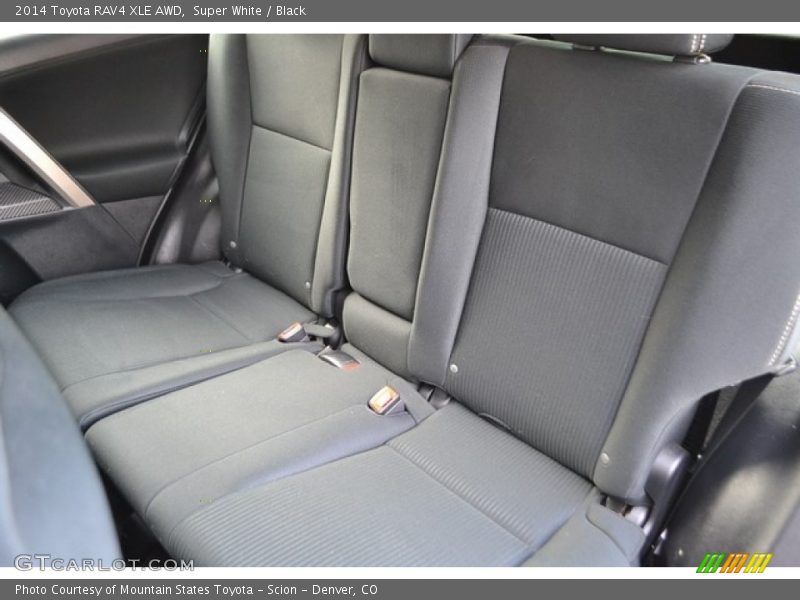 Super White / Black 2014 Toyota RAV4 XLE AWD