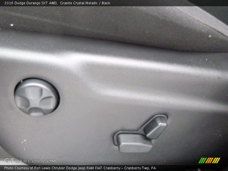 Granite Crystal Metallic / Black 2016 Dodge Durango SXT AWD