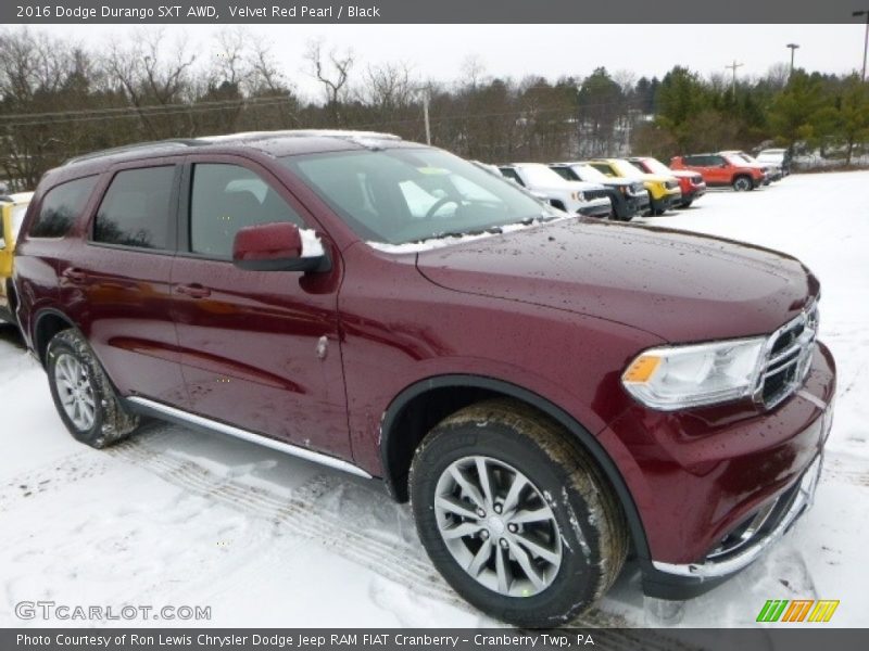 Front 3/4 View of 2016 Durango SXT AWD