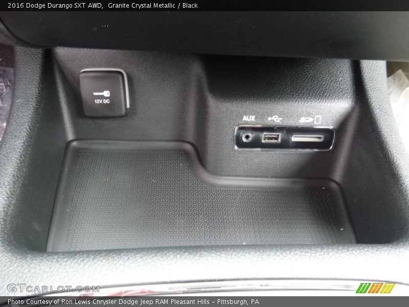 Granite Crystal Metallic / Black 2016 Dodge Durango SXT AWD
