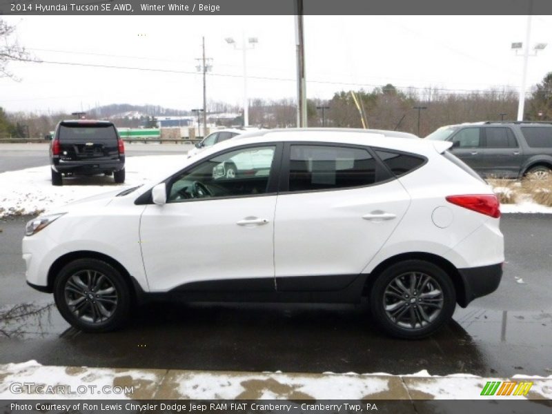 Winter White / Beige 2014 Hyundai Tucson SE AWD