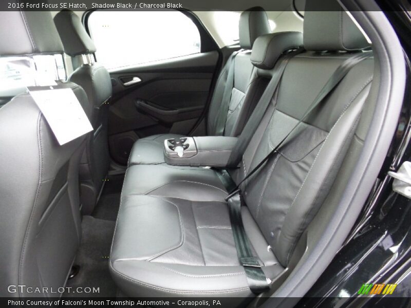 Shadow Black / Charcoal Black 2016 Ford Focus SE Hatch