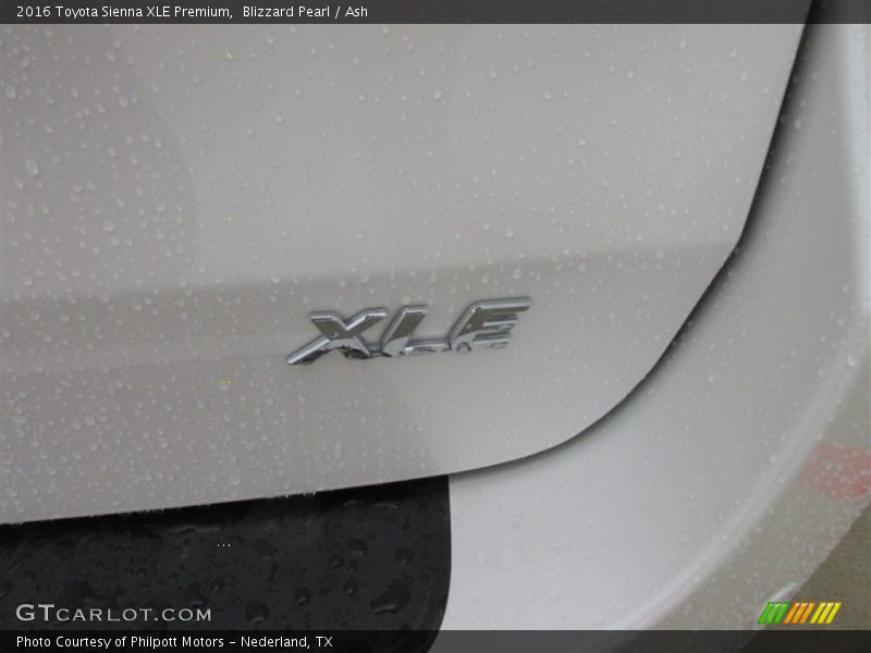 Blizzard Pearl / Ash 2016 Toyota Sienna XLE Premium