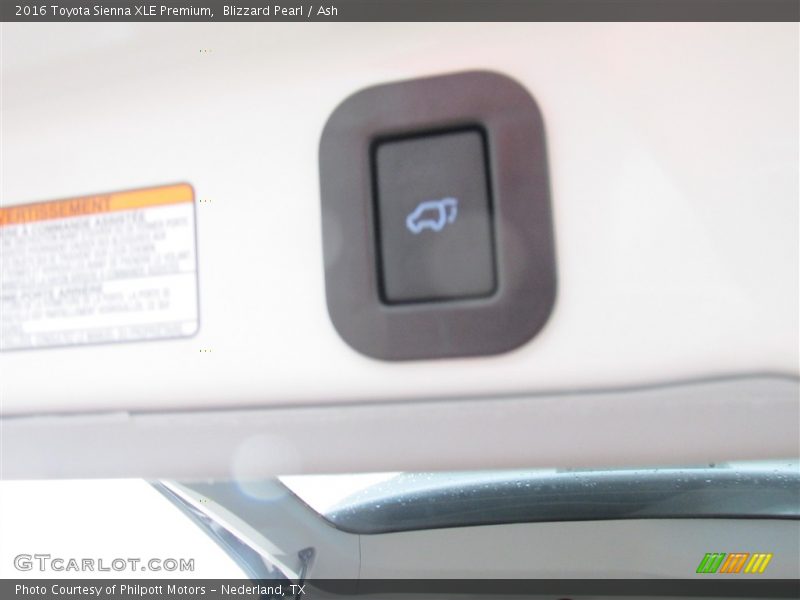 Blizzard Pearl / Ash 2016 Toyota Sienna XLE Premium