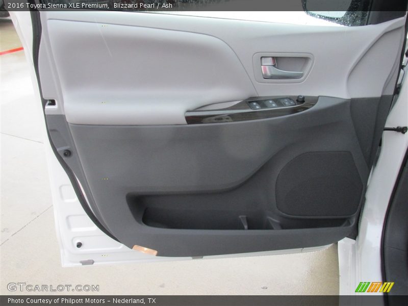 Blizzard Pearl / Ash 2016 Toyota Sienna XLE Premium