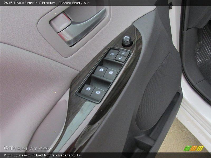 Blizzard Pearl / Ash 2016 Toyota Sienna XLE Premium